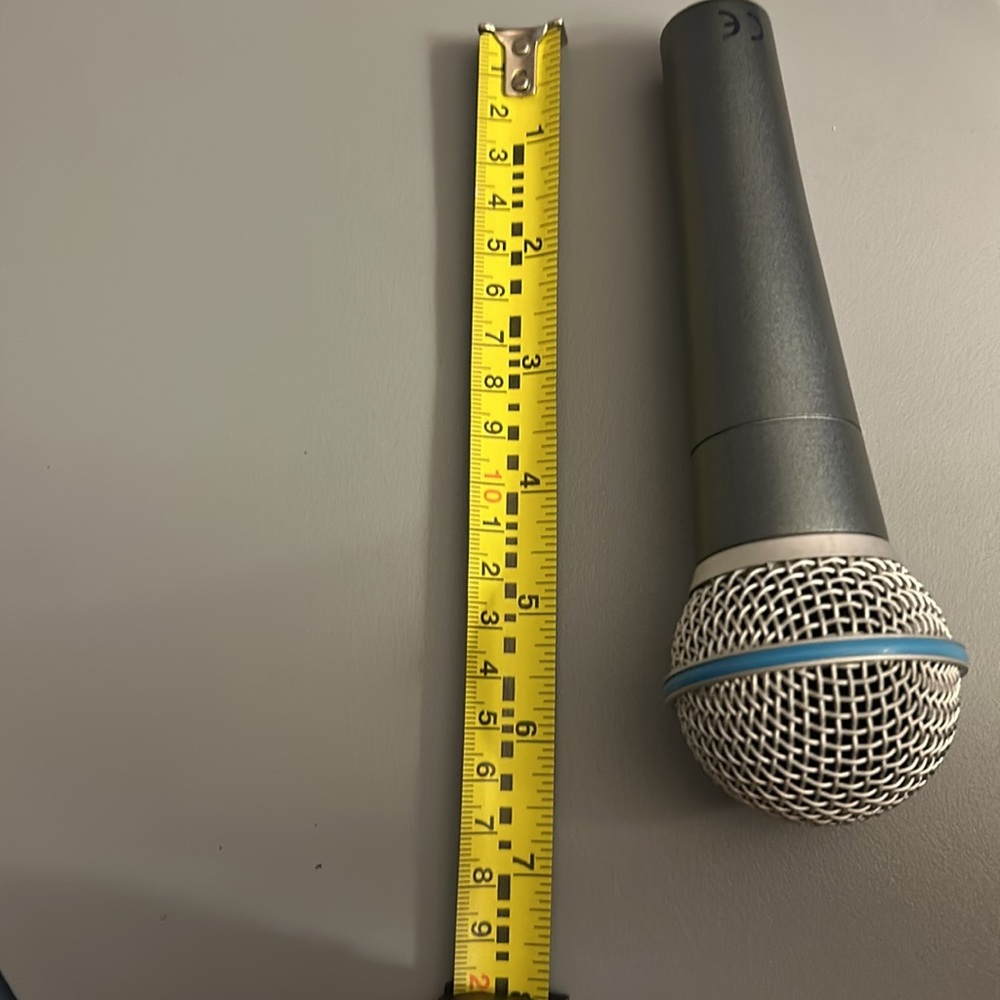 Shure beta 58A microphone - Picture 7 of 8